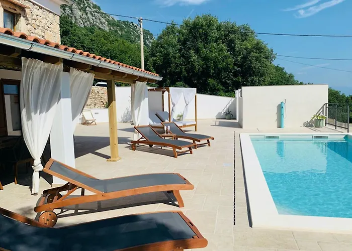 Nyaraló Casa Di Nika - Charmante Steinvilla Mit Beheiztem Pool By Interhome Bribir