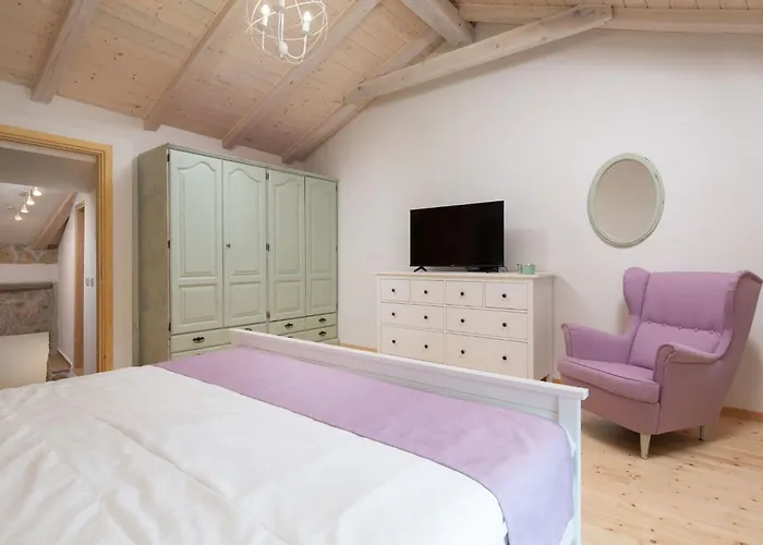 Casa Di Nika - Charmante Steinvilla Mit Beheiztem Pool By Interhome Nyaraló *